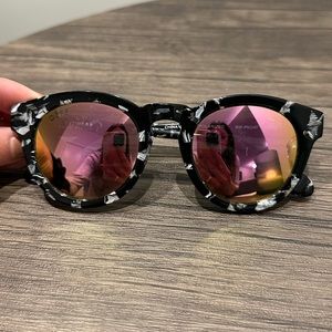 Diff Polarized Sunglasses with pink/green mirrored lenses and black/white frame